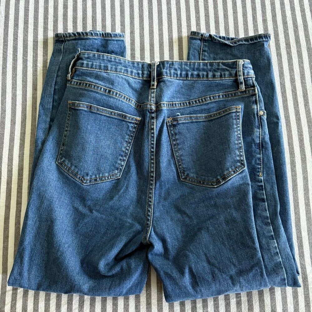 PacSun Mom Jeans Size 28